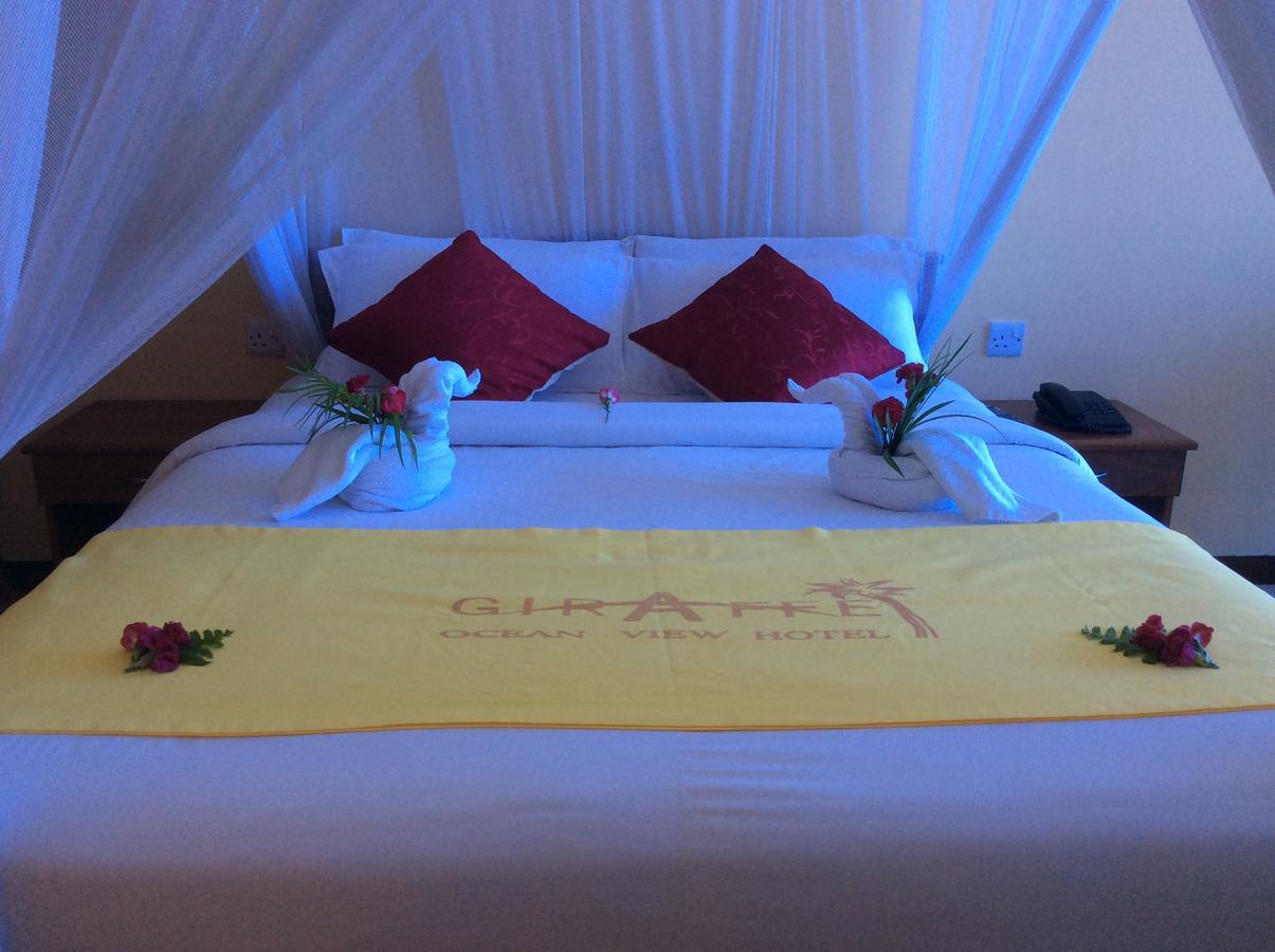 Giraffe Ocean View Hotel 다르에스살람 외부 사진