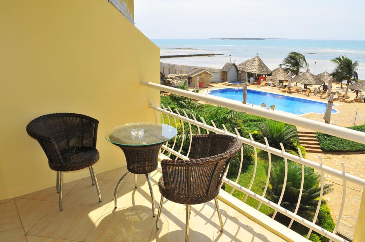Giraffe Ocean View Hotel 다르에스살람 외부 사진